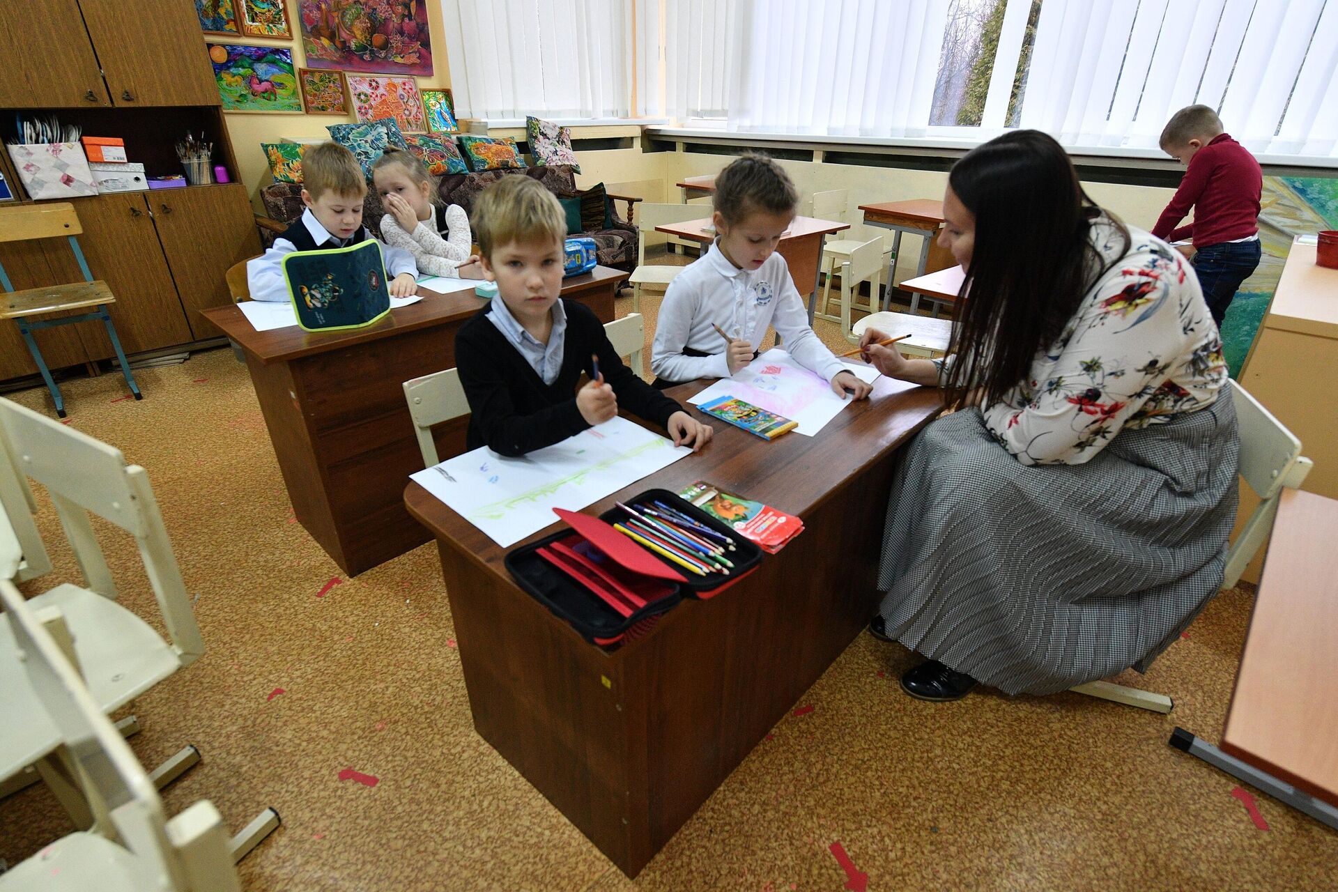 Частные школы снова открываются, но есть нюансы - Sputnik Беларусь, 1920, 11.11.2022