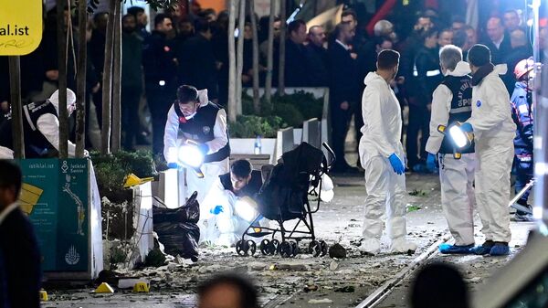 Взрыв на пешеходной туристической улице Истикляль в центре Стамбула - Sputnik Беларусь