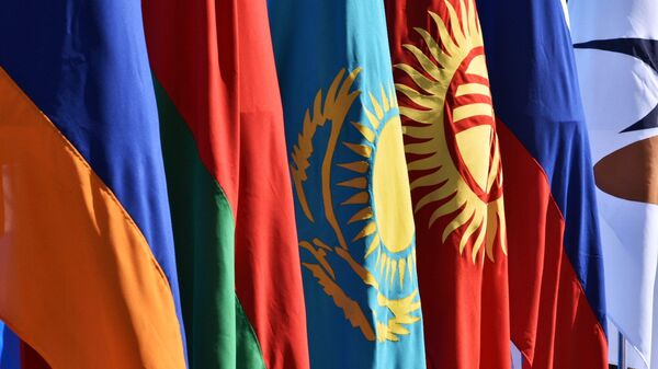 В ЕАЭС обсудят новые возможности развития на фоне мирового кризиса - Sputnik Беларусь