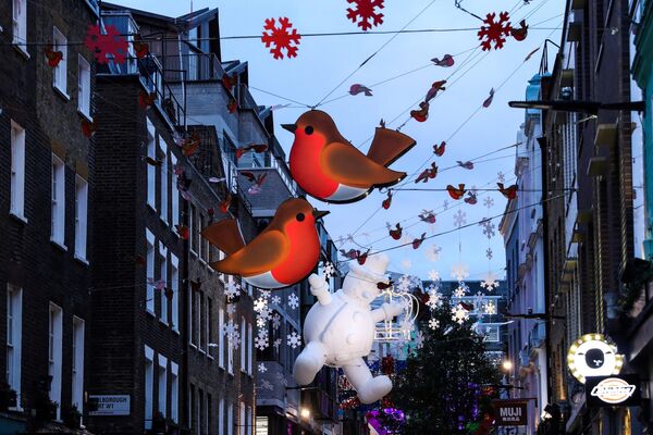 Рождественские украшения в центре Лондона. - Sputnik Беларусь