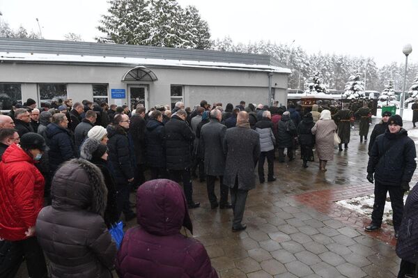 Похороны Владимира Макея на Восточном кладбище - Sputnik Беларусь