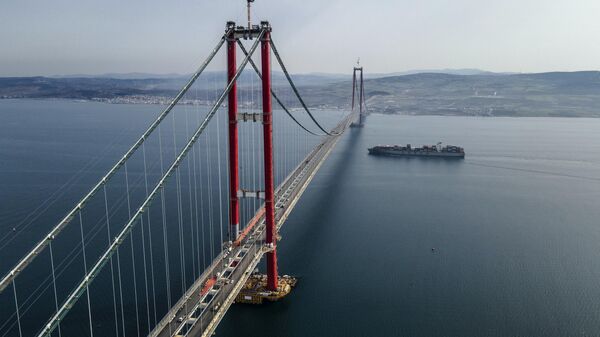 В Турции построили мост с самым длинным в мире пролетом - Sputnik Беларусь