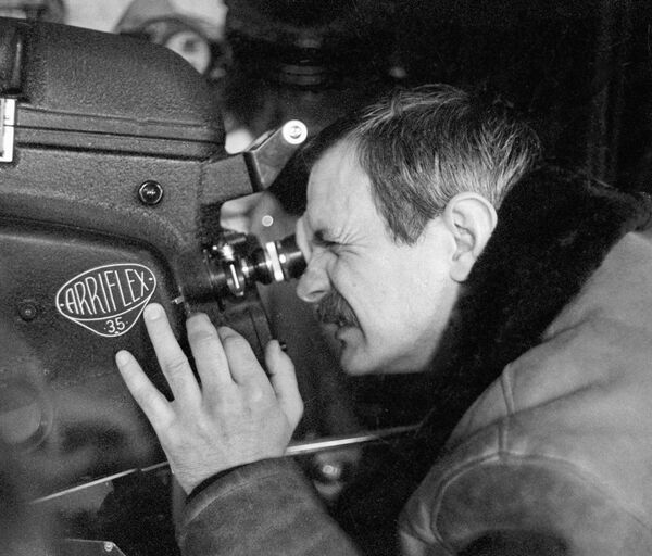 В 1979-м Никита Михалков работал на съемках фильма &quot;Несколько дней из жизни Обломова&quot;. Сюжет фильма имеет отличия от сюжета книги. - Sputnik Беларусь