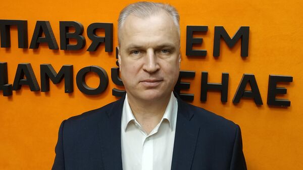 Иванов: после 2020 года конфликт в белорусском обществе сильно мутировал - Sputnik Беларусь