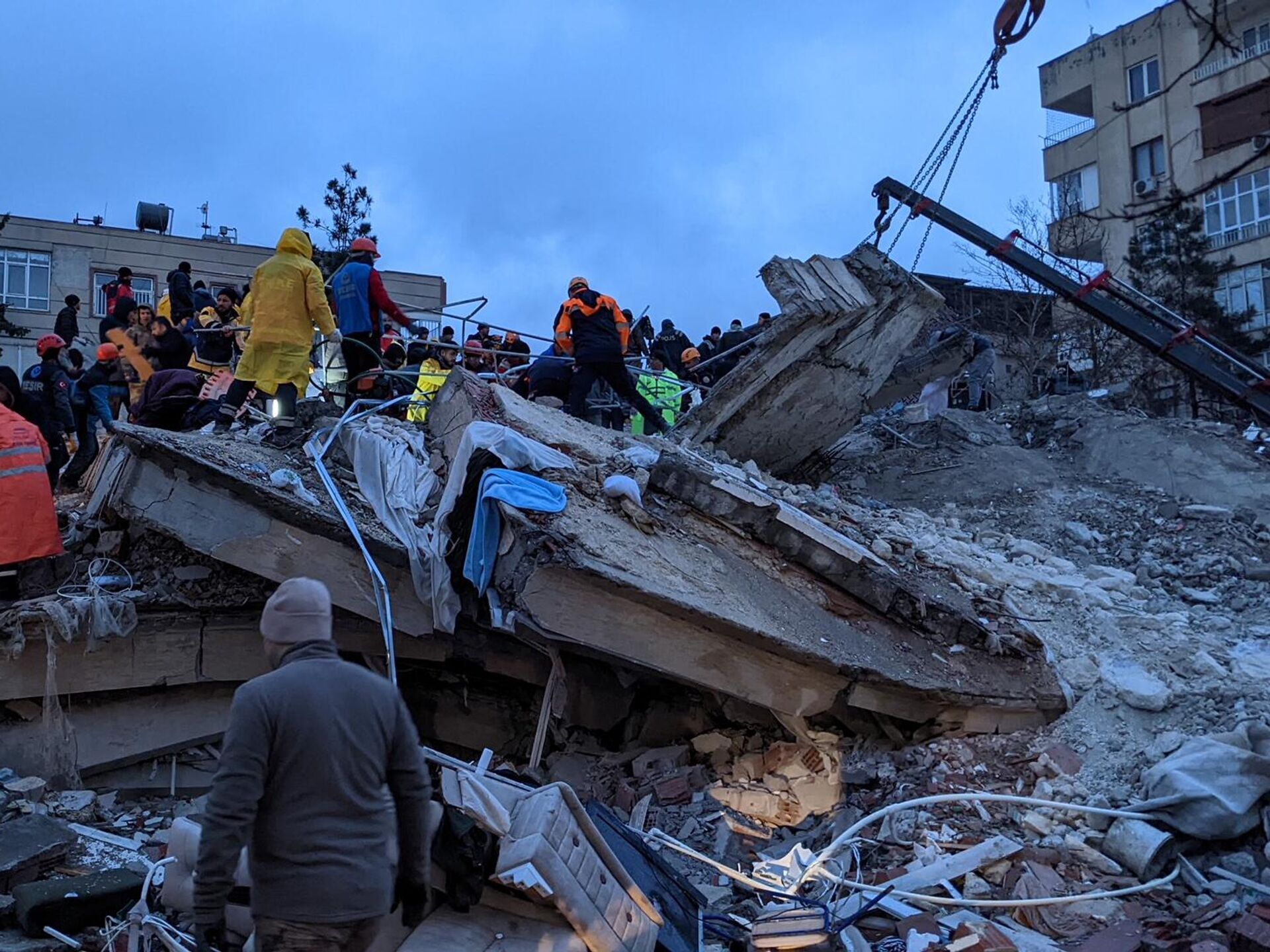 Город где землетрясение. Землетрясение в Турции 2023. Землетрясение сейчас. Турция землетрясение сейчас.
