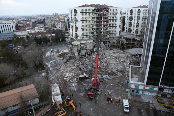 Последствия землетрясения в турецком городе Диярбакыр - Sputnik Беларусь