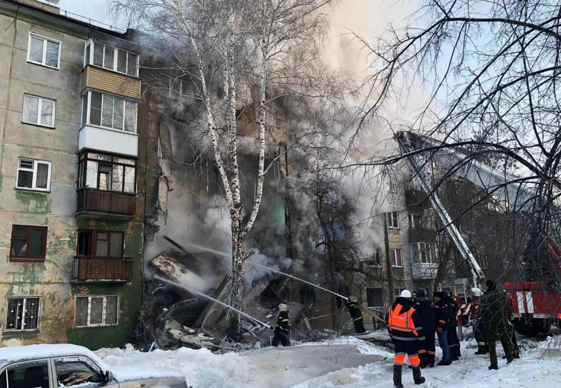 Взрыв газа в жилом доме в Новосибирске - Sputnik Беларусь, 1920, 09.02.2023