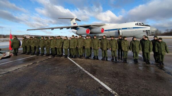 Белорусские медики отправились на российском самолете в Сирию ― видео - Sputnik Беларусь