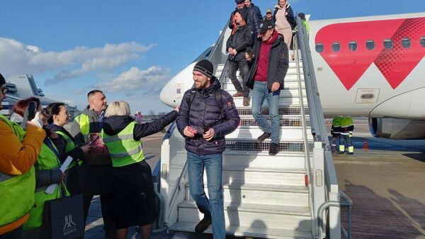 Первый прямой рейс из Уфы прибыл в Минск - Sputnik Беларусь