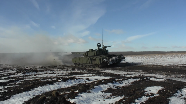 Работа танков Т-72 и новейших Т-90М Прорыв в зоне СВО - Sputnik Беларусь