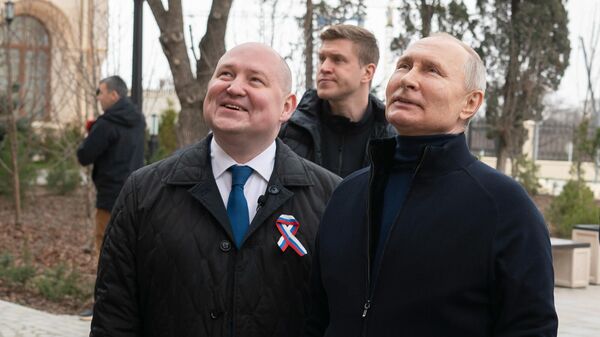 Президент РФ В. Путин посетил Севастополь - Sputnik Беларусь