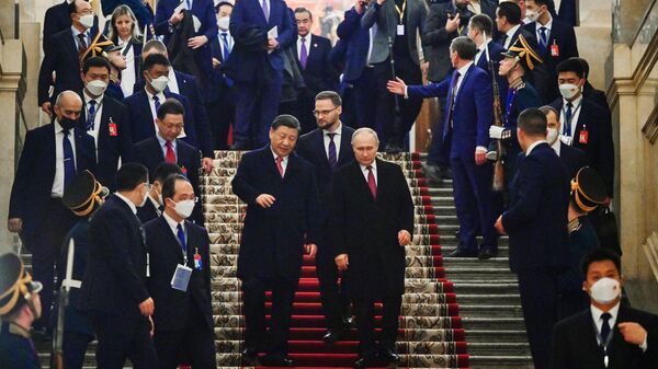 Президент РФ Владимир Путин и председатель КНР Си Цзиньпин после окончания российско-китайских переговоров в Москве - Sputnik Беларусь