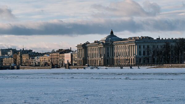 Рака Нява і Універсітэцкая набярэжная ў Санкт-Пецярбургу - Sputnik Беларусь