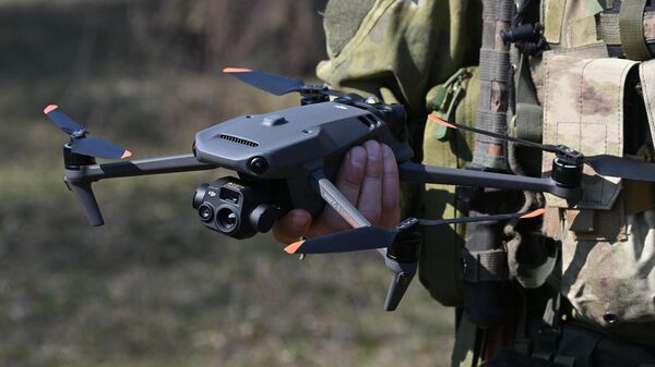 Применение беспилотников десантным подразделением сил специальных операций Беларуси - Sputnik Беларусь