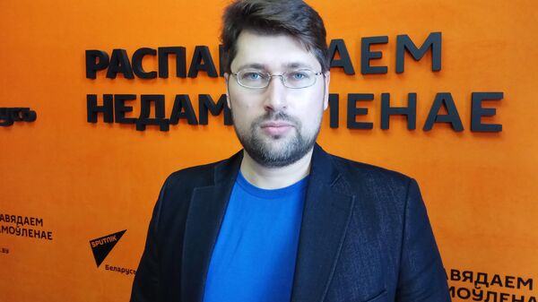 У обменников своя логика: экономист о курсе российского рубля в Беларуси - Sputnik Беларусь