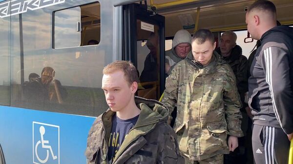 40 российских военных возвращены из украинского плена - Sputnik Беларусь