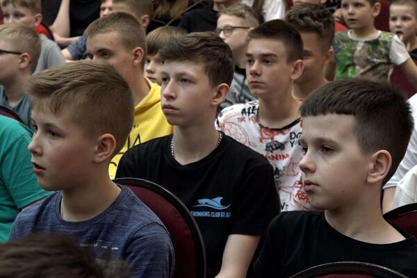 Дети Донбасса на реабилитации в Беларуси - Sputnik Беларусь