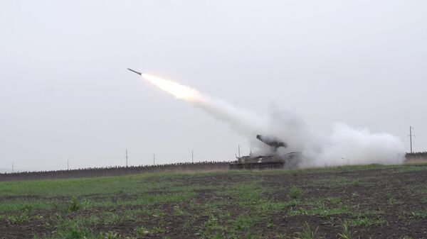 Расчеты ЗРК Стрела-10 Западного военного округа в зоне СВО - Sputnik Беларусь