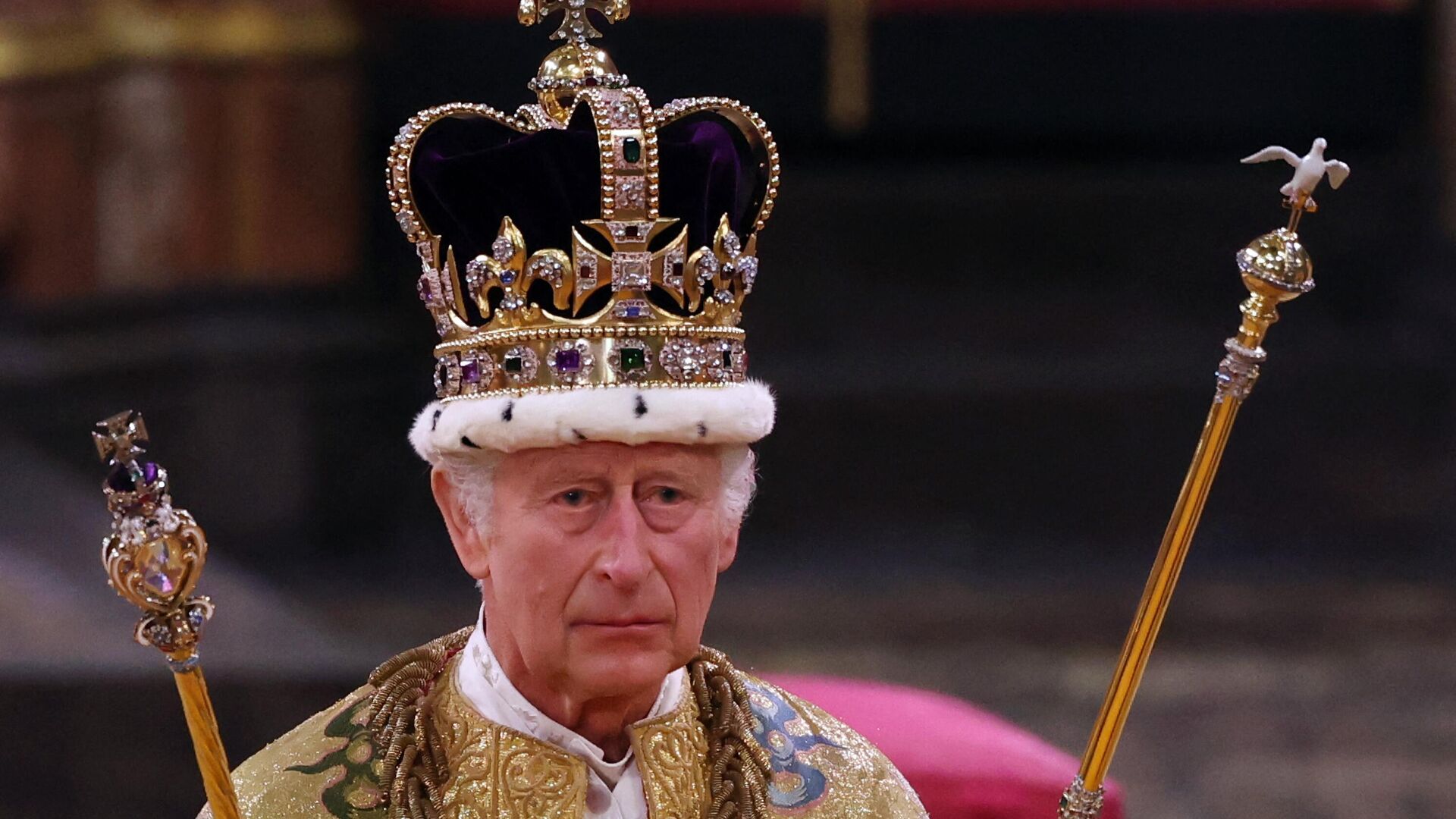 В Лондоне коронован Карл III