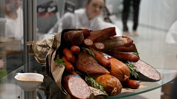 Колбасные и мясные изделия на выставке Белагро-2023 - Sputnik Беларусь
