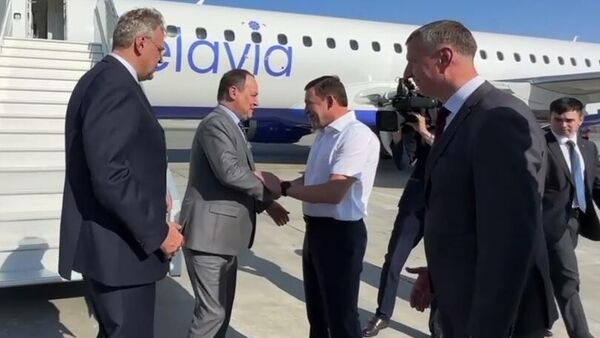 Премьер-министр Беларуси Роман Головченко прибыл с рабочим визитом в Екатеринбург - Sputnik Беларусь