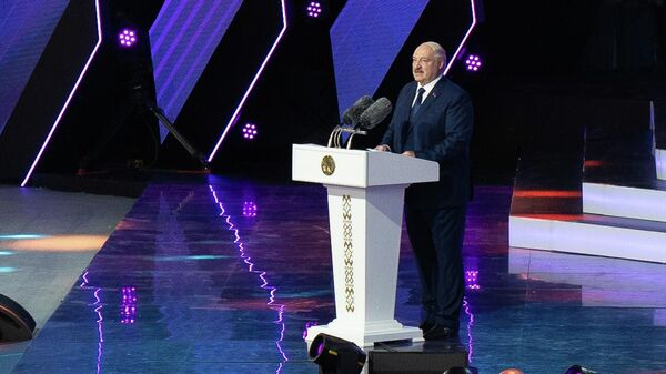 Президент Беларуси Александр Лукашенко на открытии Славянского базара - Sputnik Беларусь