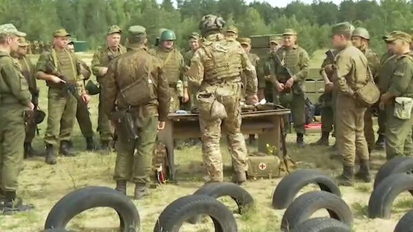 Как бойцы Вагнера тренируют территориалов в Беларуси – видео - Sputnik Беларусь