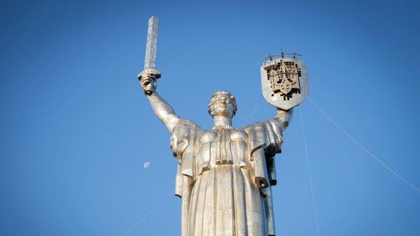 Монумент в Киеве - Sputnik Беларусь