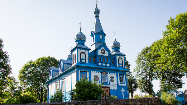 Храм святой живоначальной Троицы в деревне Телядовичи - Sputnik Беларусь