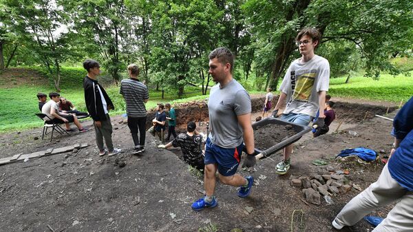 Археологические раскопки в Городище - Sputnik Беларусь