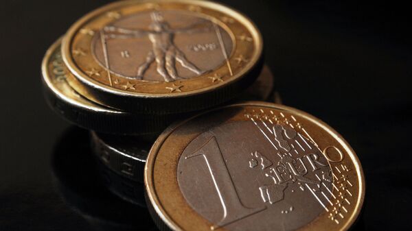 Монеты номиналом один евро - Sputnik Беларусь
