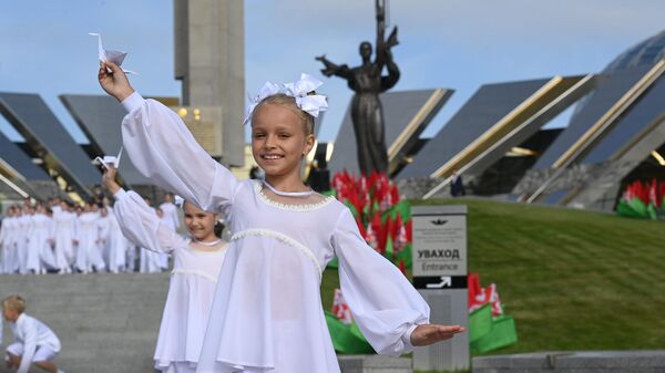 День города в Минске: с размахом, хорошей погодой и настроением – видео - Sputnik Беларусь