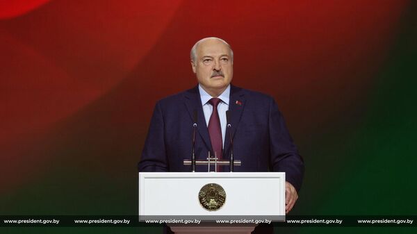 Президент Беларуси Александр Лукашенко на патриотическом форуме Мы — белорусы! - Sputnik Беларусь