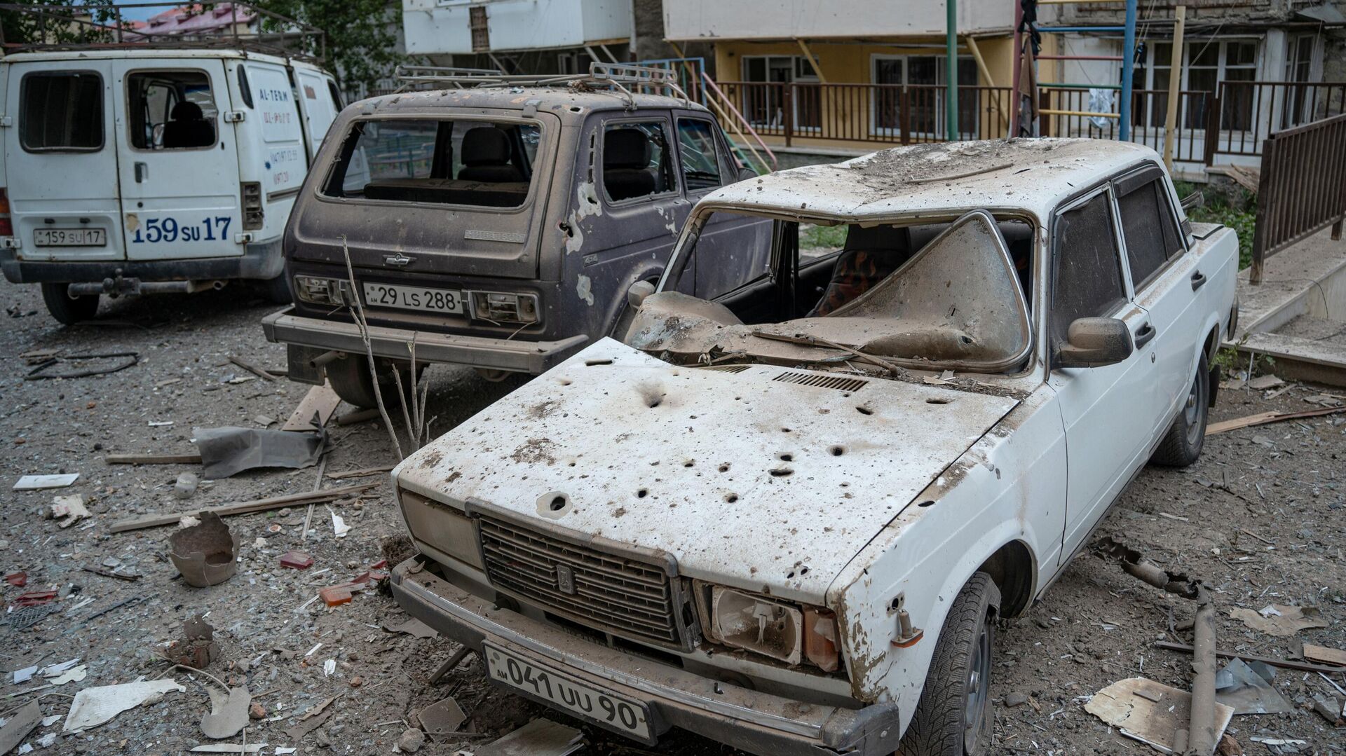 Баку и Ереван заявили об остановке боевых действий в Нагорном Карабахе -  20.09.2023, Sputnik Беларусь