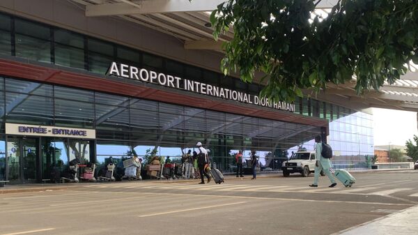 Национальный аэропорт Амани Диори в столице Нигера Ниамее - Sputnik Беларусь