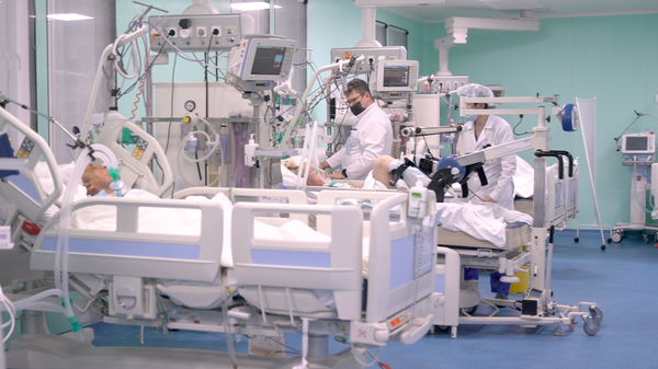 Работа медиков, архивное фото - Sputnik Беларусь