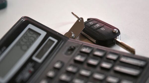 Калькулятор и ключи от машины - Sputnik Беларусь