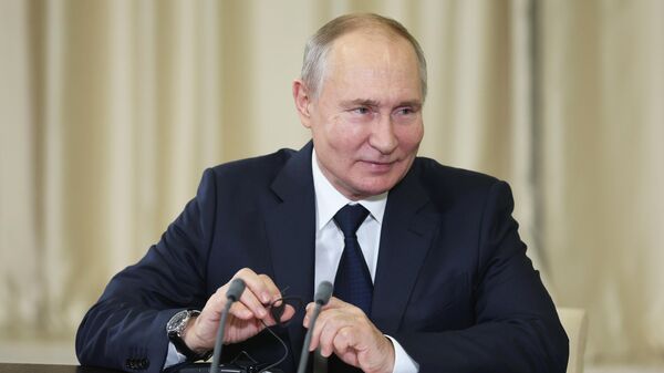 Президент РФ В. Путин встретился с заместителем председателя Центрального военного совета Китая Чжаном Юсей - Sputnik Беларусь