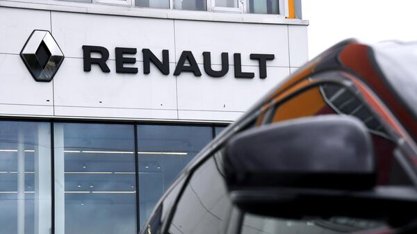 Автомобильный салон Renault в Москве, архивное фото - Sputnik Беларусь
