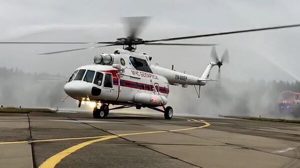 В МЧС Беларуси поступили на вооружение два новых вертолета МИ-17В-5 (видео) - Sputnik Беларусь