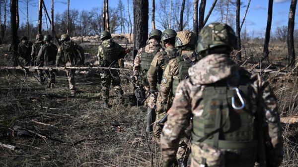Боевая подготовка военнослужащих ВДВ в зоне СВО - Sputnik Беларусь