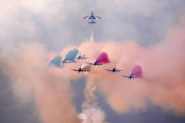 Пилотажная группа итальянских ВВС Frecce Tricolori (Трехцветные стрелы). - Sputnik Беларусь