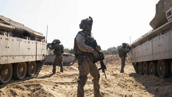 Израильские военные в наземной операции в секторе Газа - Sputnik Беларусь