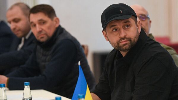 Давид Арахамия во время российско-украинских переговоров - Sputnik Беларусь