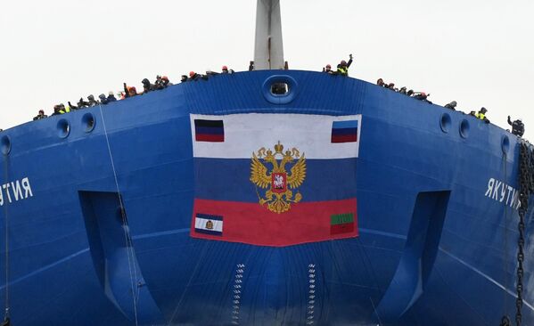 Спуск на воду ледокола Якутия - Sputnik Беларусь