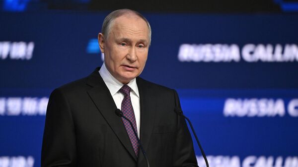 Президент России В. Путин принял участие в форуме ВТБ Россия зовет! - Sputnik Беларусь