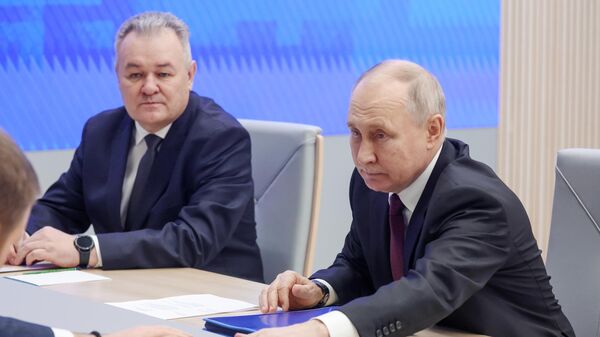 Президент РФ В. Путин подал документы для регистрации кандидатом на пост президента РФ - Sputnik Беларусь