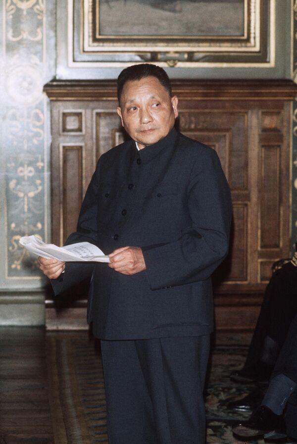 Китайский государственный, политический и партийный деятель Дэн Сяопин. Родился 22 августа 1904 года. - Sputnik Беларусь