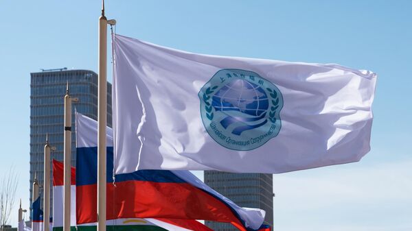 Флаг Шанхайской организации сотрудничества и флаги стран участниц ШОС  - Sputnik Беларусь