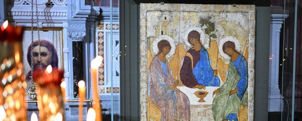 Ікона Святая Троица Андрэя Рублёва перад пачаткам Богаслужэння ў Храме Хрыста Збавіцеля ў Маскве - Sputnik Беларусь